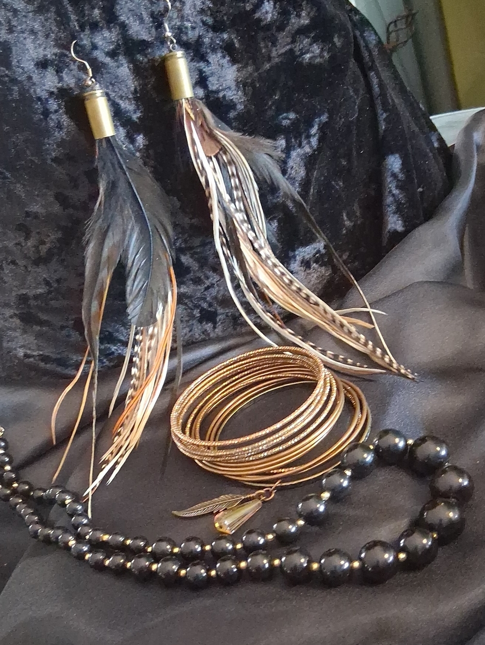 Vintage gold-tone bangles and black bead Necklace w feather earrings